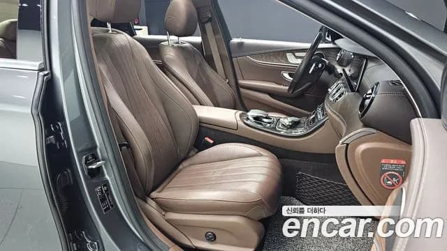 2017 Mercedes-Benz E-Class W213 E300 4MATIC Exclusive Sold VIN WDDZF4KB9HA251185 – photo 28 2017 Mercedes-Benz E-Class W213 E300 4MATIC Exclusive Sold VIN WDDZF4KB9HA251185 – photo 28
