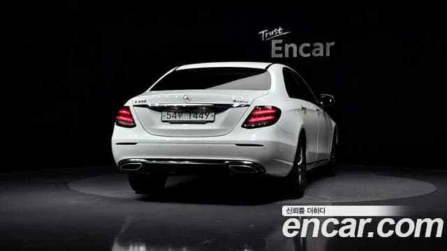 2019 Mercedes-Benz E-Class W213 E300 4MATIC Avnatgarde Sold VIN WDDZF4KB9KA536590 – photo 13 2019 Mercedes-Benz E-Class W213 E300 4MATIC Avnatgarde Sold VIN WDDZF4KB9KA536590 – photo 13