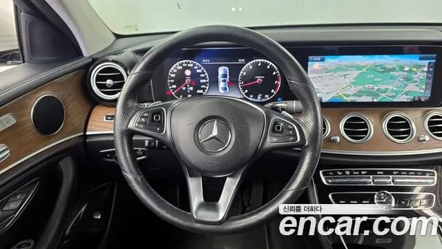 2017 Mercedes-Benz E-Class W213 E300 4MATIC Exclusive Sold VIN WDDZF4KBXHA258937 – photo 17 2017 Mercedes-Benz E-Class W213 E300 4MATIC Exclusive Sold VIN WDDZF4KBXHA258937 – photo 17