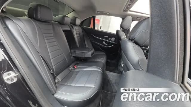 2019 Mercedes-Benz E-Class W213 E300 4MATIC Avnatgarde Sold VIN WDDZF4KBXKA536016 – photo 19 2019 Mercedes-Benz E-Class W213 E300 4MATIC Avnatgarde Sold VIN WDDZF4KBXKA536016 – photo 19