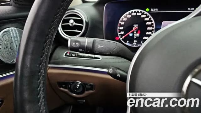 2019 Mercedes-Benz E-Class W213 E300 4MATIC Avnatgarde Sold VIN WDDZF4KBXKA552023 – photo 17 2019 Mercedes-Benz E-Class W213 E300 4MATIC Avnatgarde Sold VIN WDDZF4KBXKA552023 – photo 17