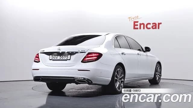 2019 Mercedes-Benz E-Class W213 E300 4MATIC Avnatgarde Sold VIN WDDZF4KBXKA552023 – photo 18 2019 Mercedes-Benz E-Class W213 E300 4MATIC Avnatgarde Sold VIN WDDZF4KBXKA552023 – photo 18