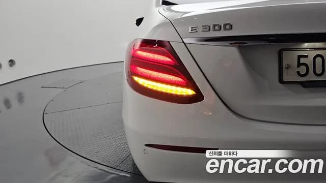 2019 Mercedes-Benz E-Class W213 E300 4MATIC Avnatgarde Sold VIN WDDZF4KBXKA552023 – photo 25 2019 Mercedes-Benz E-Class W213 E300 4MATIC Avnatgarde Sold VIN WDDZF4KBXKA552023 – photo 25