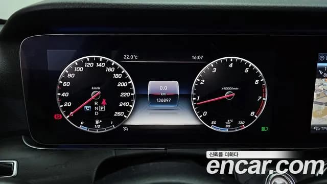 2019 Mercedes-Benz E-Class W213 E300 4MATIC Avnatgarde Sold VIN WDDZF4KBXKA552023 – photo 31 2019 Mercedes-Benz E-Class W213 E300 4MATIC Avnatgarde Sold VIN WDDZF4KBXKA552023 – photo 31