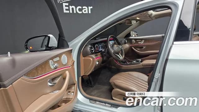 2019 Mercedes-Benz E-Class W213 E300e Exclusive Sold VIN WDDZF5DB2KA659229 – engine bay 2019 Mercedes-Benz E-Class W213 E300e Exclusive Sold VIN WDDZF5DB2KA659229 – engine bay