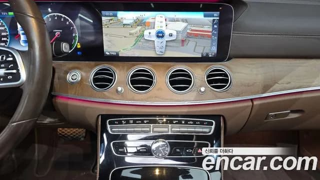 2019 Mercedes-Benz E-Class W213 E300e Exclusive Sold VIN WDDZF5DB2KA659229 – photo 13 2019 Mercedes-Benz E-Class W213 E300e Exclusive Sold VIN WDDZF5DB2KA659229 – photo 13
