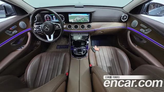 2019 Mercedes-Benz E-Class W213 E300e Exclusive Sold VIN WDDZF5DBXKA680636 – exterior detail 2019 Mercedes-Benz E-Class W213 E300e Exclusive Sold VIN WDDZF5DBXKA680636 – exterior detail