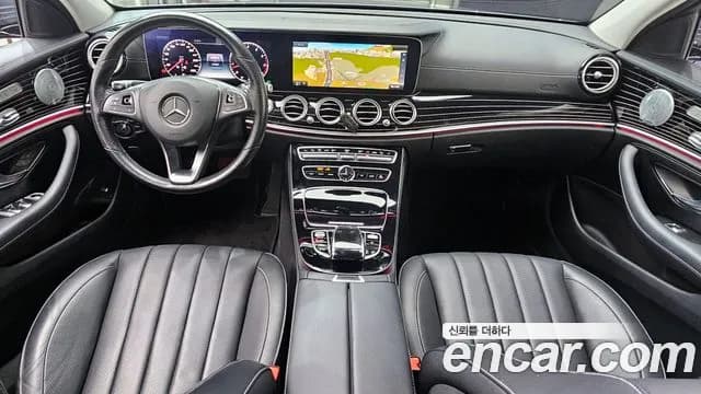 2017 Mercedes-Benz E-Class W213 E400 4MATIC Exclusive Sold VIN WDDZF6GB2HA214726 – rear exterior 2017 Mercedes-Benz E-Class W213 E400 4MATIC Exclusive Sold VIN WDDZF6GB2HA214726 – rear exterior