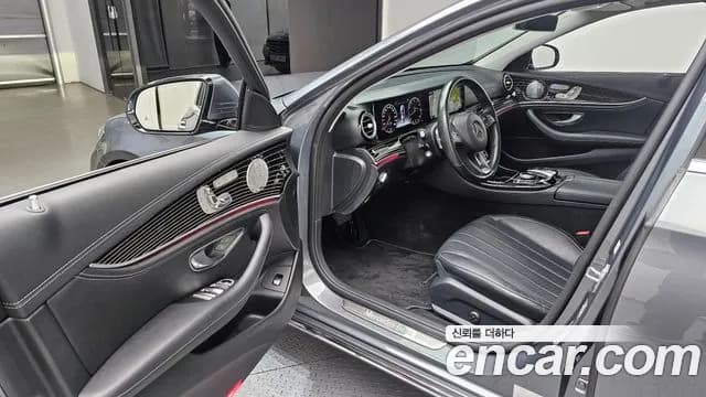 2017 Mercedes-Benz E-Class W213 E400 4MATIC Exclusive Sold VIN WDDZF6GB2HA214726 – side profile 2017 Mercedes-Benz E-Class W213 E400 4MATIC Exclusive Sold VIN WDDZF6GB2HA214726 – side profile
