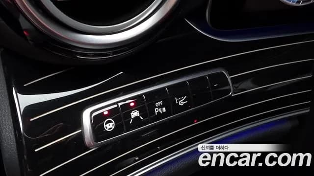 2017 Mercedes-Benz E-Class W213 E400 4MATIC Exclusive Sold VIN WDDZF6GB7HA266255 – engine bay 2017 Mercedes-Benz E-Class W213 E400 4MATIC Exclusive Sold VIN WDDZF6GB7HA266255 – engine bay