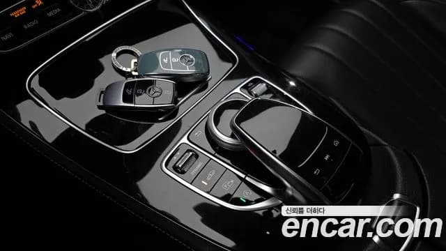 2017 Mercedes-Benz E-Class W213 E400 4MATIC Exclusive Sold VIN WDDZF6GB7HA266255 – photo 30 2017 Mercedes-Benz E-Class W213 E400 4MATIC Exclusive Sold VIN WDDZF6GB7HA266255 – photo 30