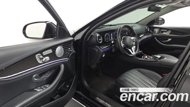2019 Mercedes-Benz E-Class W213 E450 4MATIC Exclusive Sold VIN WDDZF6JB7KA566054 – rear exterior 2019 Mercedes-Benz E-Class W213 E450 4MATIC Exclusive Sold VIN WDDZF6JB7KA566054 – rear exterior