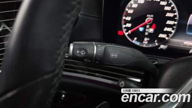 2019 Mercedes-Benz E-Class W213 E450 4MATIC Exclusive Sold VIN WDDZF6JB7KA566054 – exterior detail 2019 Mercedes-Benz E-Class W213 E450 4MATIC Exclusive Sold VIN WDDZF6JB7KA566054 – exterior detail