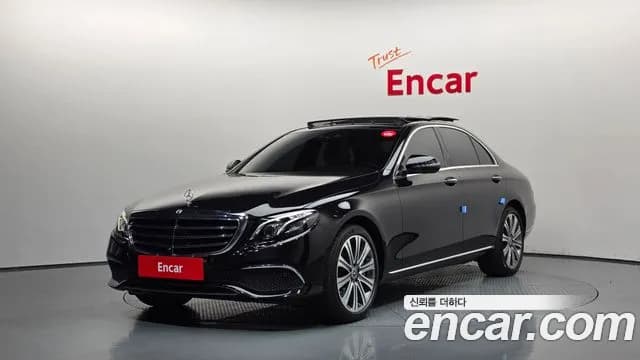 2019 Mercedes-Benz E-Class W213 E450 4MATIC Exclusive Sold VIN WDDZF6JB7KA566054 – trunk area 2019 Mercedes-Benz E-Class W213 E450 4MATIC Exclusive Sold VIN WDDZF6JB7KA566054 – trunk area