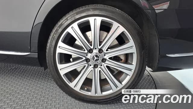 2019 Mercedes-Benz E-Class W213 E450 4MATIC Exclusive Sold VIN WDDZF6JB7KA566054 – photo 23 2019 Mercedes-Benz E-Class W213 E450 4MATIC Exclusive Sold VIN WDDZF6JB7KA566054 – photo 23