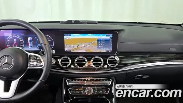 2019 Mercedes-Benz E-Class W213 E450 4MATIC Exclusive Sold VIN WDDZF6JB9KA534657 – rear exterior 2019 Mercedes-Benz E-Class W213 E450 4MATIC Exclusive Sold VIN WDDZF6JB9KA534657 – rear exterior