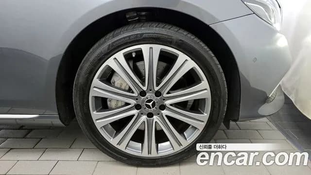 2019 Mercedes-Benz E-Class W213 E450 4MATIC Exclusive Sold VIN WDDZF6JB9KA534657 – engine bay 2019 Mercedes-Benz E-Class W213 E450 4MATIC Exclusive Sold VIN WDDZF6JB9KA534657 – engine bay