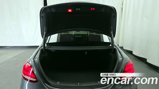 2019 Mercedes-Benz E-Class W213 E450 4MATIC Exclusive Sold VIN WDDZF6JB9KA534657 – photo 13 2019 Mercedes-Benz E-Class W213 E450 4MATIC Exclusive Sold VIN WDDZF6JB9KA534657 – photo 13