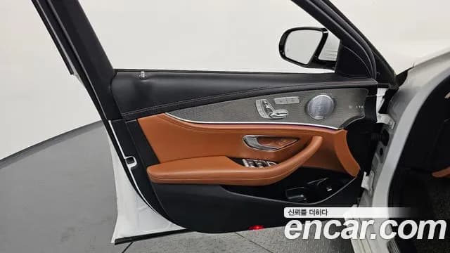 2019 Mercedes-Benz E-Class W213 E350 4MATIC AMG Line Sold VIN WDDZF8GB2KA588045 – dashboard 2019 Mercedes-Benz E-Class W213 E350 4MATIC AMG Line Sold VIN WDDZF8GB2KA588045 – dashboard