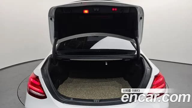 2019 Mercedes-Benz E-Class W213 E350 4MATIC AMG Line Sold VIN WDDZF8GB2KA588045 – photo 16 2019 Mercedes-Benz E-Class W213 E350 4MATIC AMG Line Sold VIN WDDZF8GB2KA588045 – photo 16