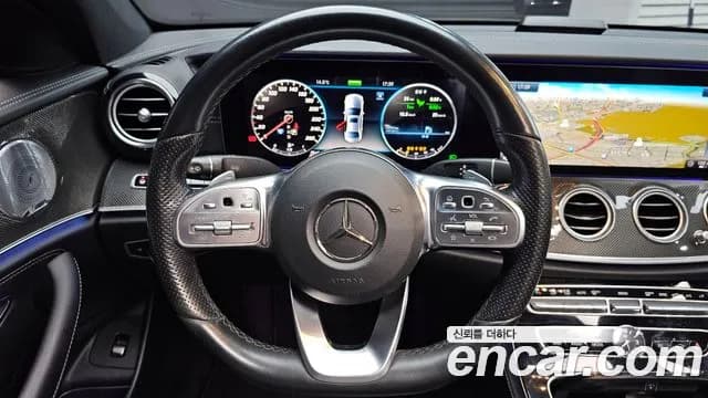 2019 Mercedes-Benz E-Class W213 E350 4MATIC AMG Line Sold VIN WDDZF8GB5KA572664 – rear exterior 2019 Mercedes-Benz E-Class W213 E350 4MATIC AMG Line Sold VIN WDDZF8GB5KA572664 – rear exterior