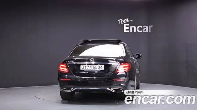 2019 Mercedes-Benz E-Class W213 E350 4MATIC AMG Line Sold VIN WDDZF8GB5KA572664 – side profile 2019 Mercedes-Benz E-Class W213 E350 4MATIC AMG Line Sold VIN WDDZF8GB5KA572664 – side profile