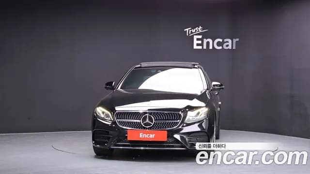 2019 Mercedes-Benz E-Class W213 E350 4MATIC AMG Line Sold VIN WDDZF8GB5KA572664 – exterior detail 2019 Mercedes-Benz E-Class W213 E350 4MATIC AMG Line Sold VIN WDDZF8GB5KA572664 – exterior detail