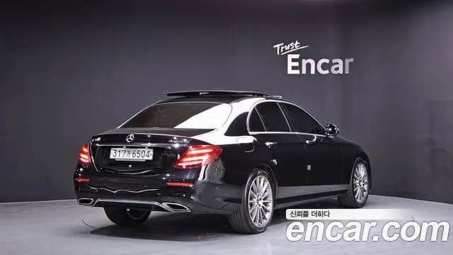 2019 Mercedes-Benz E-Class W213 E350 4MATIC AMG Line Sold VIN WDDZF8GB5KA572664 – photo 16 2019 Mercedes-Benz E-Class W213 E350 4MATIC AMG Line Sold VIN WDDZF8GB5KA572664 – photo 16