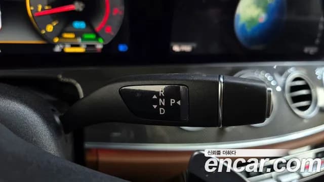 2019 Mercedes-Benz E-Class W213 E350 4MATIC AMG Line Sold VIN WDDZF8GB8KA693009 – photo 13 2019 Mercedes-Benz E-Class W213 E350 4MATIC AMG Line Sold VIN WDDZF8GB8KA693009 – photo 13