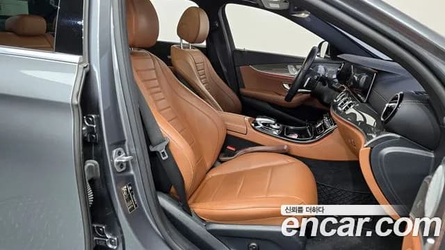 2019 Mercedes-Benz E-Class W213 E350 4MATIC AMG Line Sold VIN WDDZF8GB8KA693009 – photo 26 2019 Mercedes-Benz E-Class W213 E350 4MATIC AMG Line Sold VIN WDDZF8GB8KA693009 – photo 26