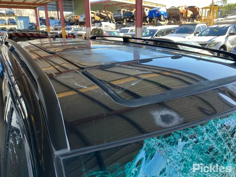 2013 Mercedes-Benz Viano Used VIN WDF63981323842129 – exterior detail 2013 Mercedes-Benz Viano Used VIN WDF63981323842129 – exterior detail
