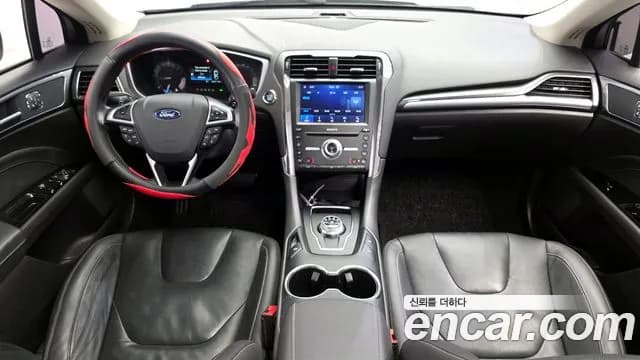 2019 Ford Mondeo 4th Gen 2.0 Trend Sold VIN WF0DXXWPCKKY75878 – trunk area 2019 Ford Mondeo 4th Gen 2.0 Trend Sold VIN WF0DXXWPCKKY75878 – trunk area
