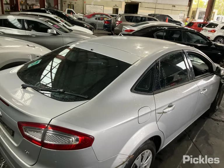 2014 Ford Mondeo Used VIN WF0EXXGBBEEJ57137 – photo 12 2014 Ford Mondeo Used VIN WF0EXXGBBEEJ57137 – photo 12