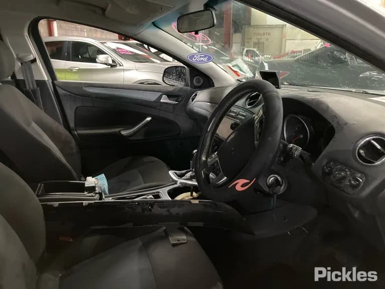 2014 Ford Mondeo Used VIN WF0EXXGBBEEJ57137 – photo 22 2014 Ford Mondeo Used VIN WF0EXXGBBEEJ57137 – photo 22