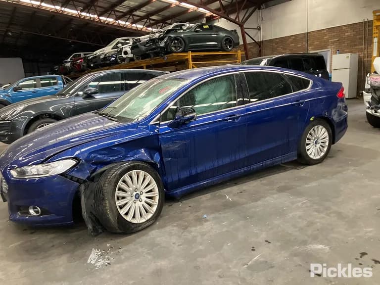 2015 Ford Mondeo Used VIN WF0EXXWPCEFU05512 – photo 11 2015 Ford Mondeo Used VIN WF0EXXWPCEFU05512 – photo 11