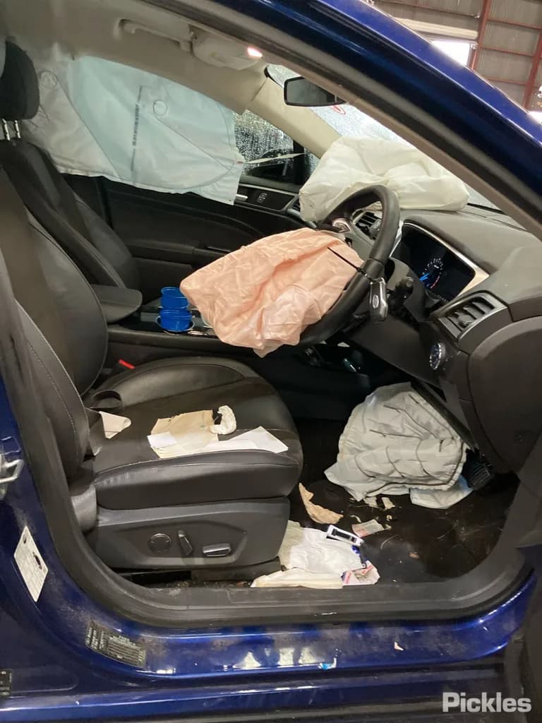 2015 Ford Mondeo Used VIN WF0EXXWPCEFU05512 – photo 22 2015 Ford Mondeo Used VIN WF0EXXWPCEFU05512 – photo 22