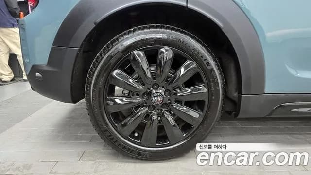 2024 Mini Cooper S Countryman ALL4 Uncharted Edition Sold VIN WMW11BS01R3R99716 – photo 15 2024 Mini Cooper S Countryman ALL4 Uncharted Edition Sold VIN WMW11BS01R3R99716 – photo 15
