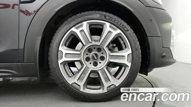 2024 Mini Cooper S Countryman ALL4 Classic Sold VIN WMW11BS04R3R99726 – undercarriage 2024 Mini Cooper S Countryman ALL4 Classic Sold VIN WMW11BS04R3R99726 – undercarriage