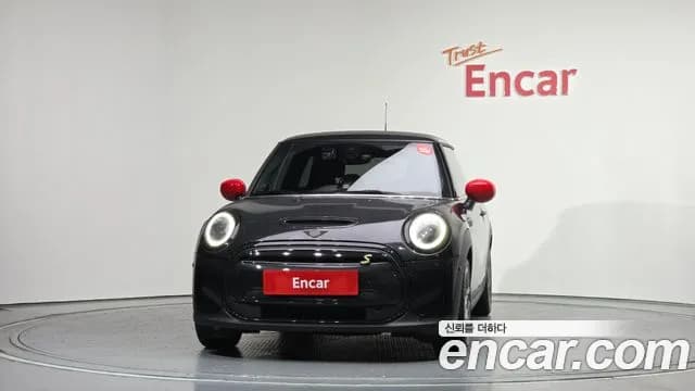 2023 Mini Cooper Electric SE Electric Sold VIN WMW11DJ00P2U23714 – dashboard 2023 Mini Cooper Electric SE Electric Sold VIN WMW11DJ00P2U23714 – dashboard