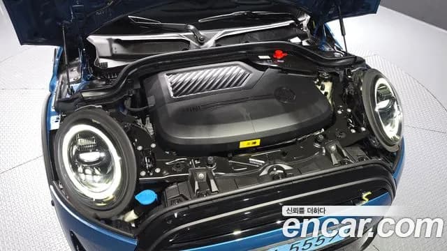 2024 Mini Cooper Electric SE Electric Sold VIN WMW11DJ00R2U51015 – rear exterior 2024 Mini Cooper Electric SE Electric Sold VIN WMW11DJ00R2U51015 – rear exterior