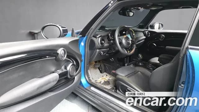2024 Mini Cooper Electric SE Electric Sold VIN WMW11DJ00R2U51015 – photo 24 2024 Mini Cooper Electric SE Electric Sold VIN WMW11DJ00R2U51015 – photo 24