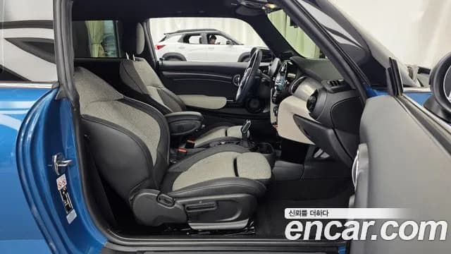 2022 Mini Cooper Electric Gen ZE Edition Sold VIN WMW11DJ01N2S30601 – dashboard 2022 Mini Cooper Electric Gen ZE Edition Sold VIN WMW11DJ01N2S30601 – dashboard