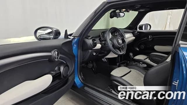 2022 Mini Cooper Electric Gen ZE Edition Sold VIN WMW11DJ01N2S30601 – photo 16 2022 Mini Cooper Electric Gen ZE Edition Sold VIN WMW11DJ01N2S30601 – photo 16