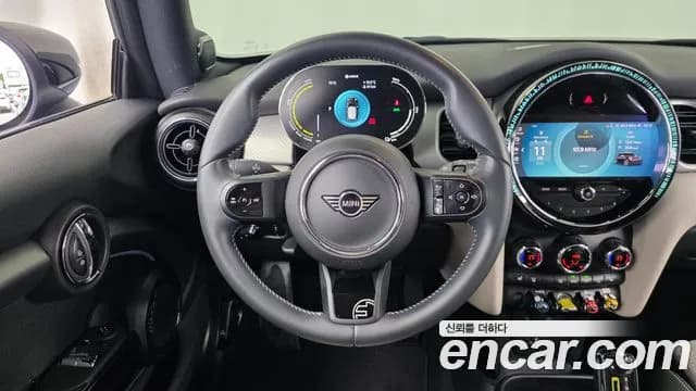 2022 Mini Cooper Electric Gen ZE Edition Sold VIN WMW11DJ01N2S30601 – photo 18 2022 Mini Cooper Electric Gen ZE Edition Sold VIN WMW11DJ01N2S30601 – photo 18