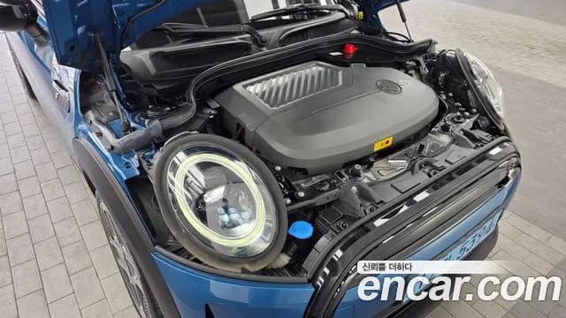 2022 Mini Cooper Electric Gen ZE Edition Sold VIN WMW11DJ01N2S30601 – photo 28 2022 Mini Cooper Electric Gen ZE Edition Sold VIN WMW11DJ01N2S30601 – photo 28