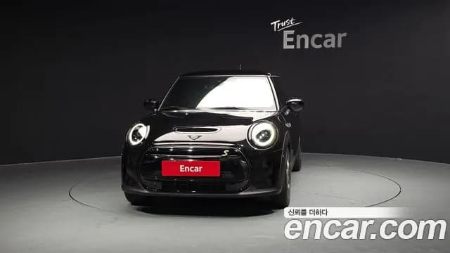 2022 Mini Cooper Electric SE Electric Sold VIN WMW11DJ03N2S47660 – side profile 2022 Mini Cooper Electric SE Electric Sold VIN WMW11DJ03N2S47660 – side profile