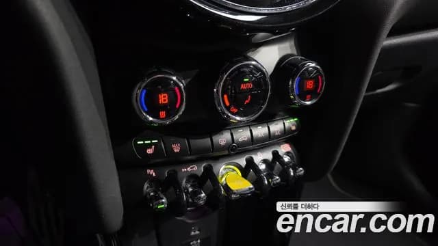 2022 Mini Cooper Electric SE Electric Sold VIN WMW11DJ03N2S47660 – photo 19 2022 Mini Cooper Electric SE Electric Sold VIN WMW11DJ03N2S47660 – photo 19