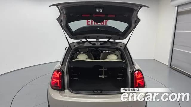 2022 Mini Cooper Electric Gen ZE Edition Sold VIN WMW11DJ09N2S49073 – side profile 2022 Mini Cooper Electric Gen ZE Edition Sold VIN WMW11DJ09N2S49073 – side profile