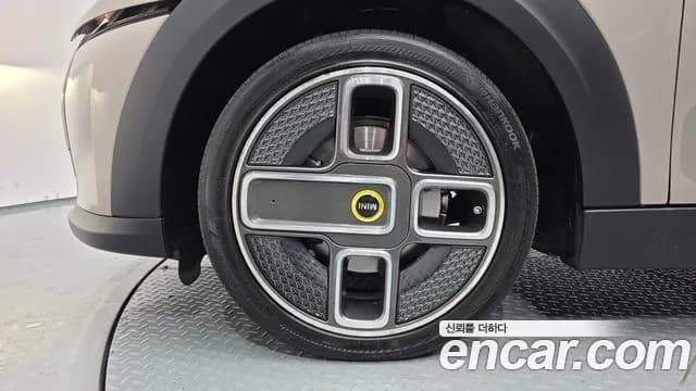 2022 Mini Cooper Electric Gen ZE Edition Sold VIN WMW11DJ09N2S49073 – trunk area 2022 Mini Cooper Electric Gen ZE Edition Sold VIN WMW11DJ09N2S49073 – trunk area