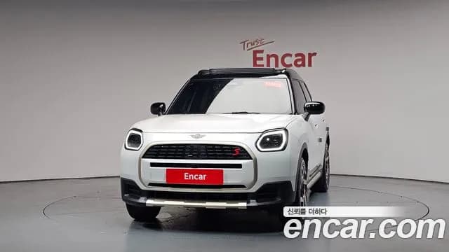 2025 Mini Cooper S Countryman 3rd Gen ALL4 Favoured Sold VIN WMW21GA02S7R58061 – front exterior 2025 Mini Cooper S Countryman 3rd Gen ALL4 Favoured Sold VIN WMW21GA02S7R58061 – front exterior